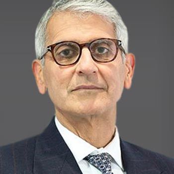 Alnoor Ramji, Chief Digital Officer of Prudential PLC, endorsing the Deep Health® Device in London